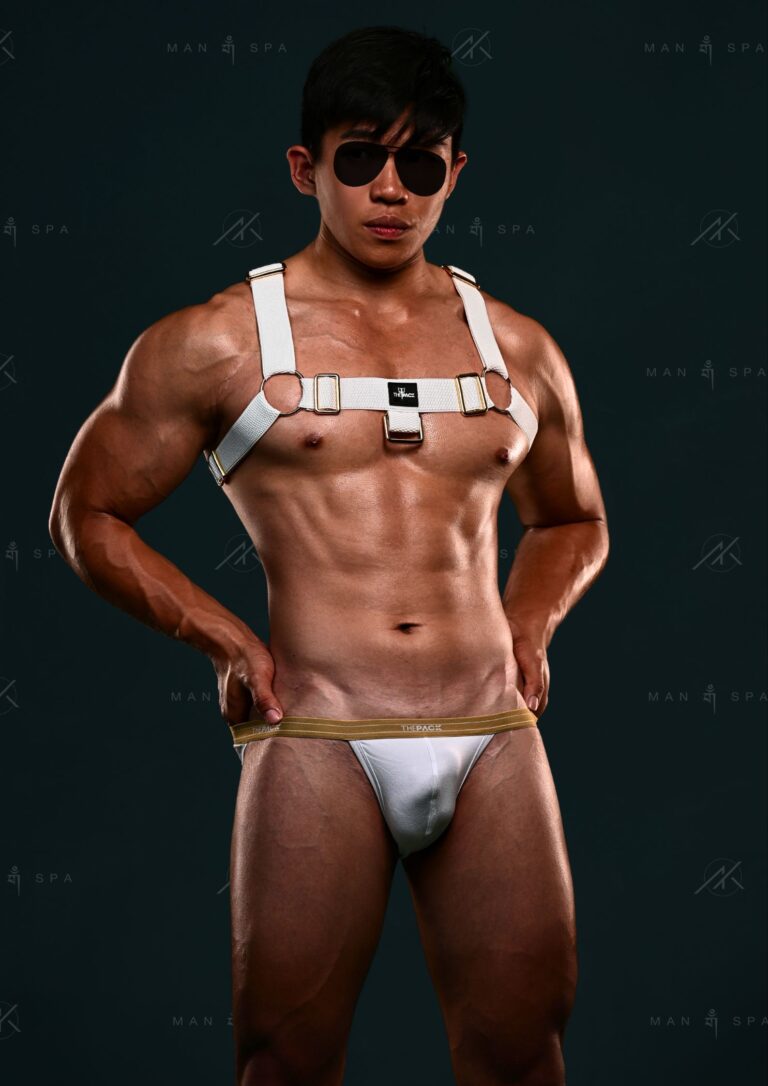 JAMES 詹姆士