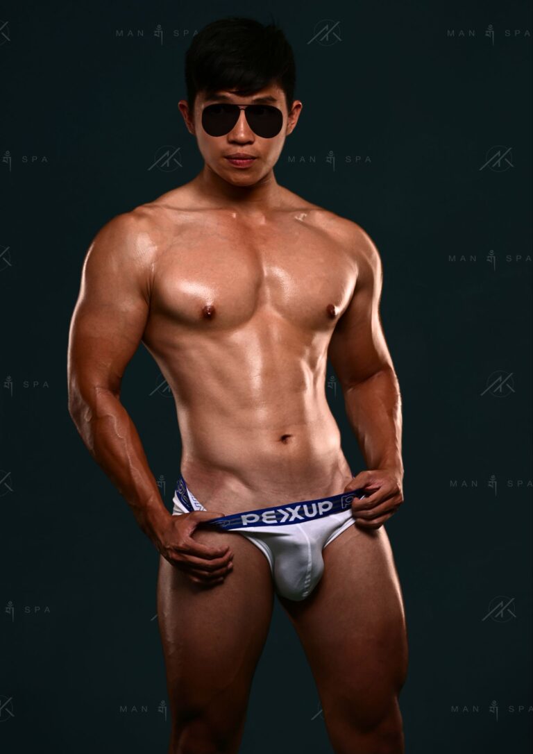 JAMES 詹姆士