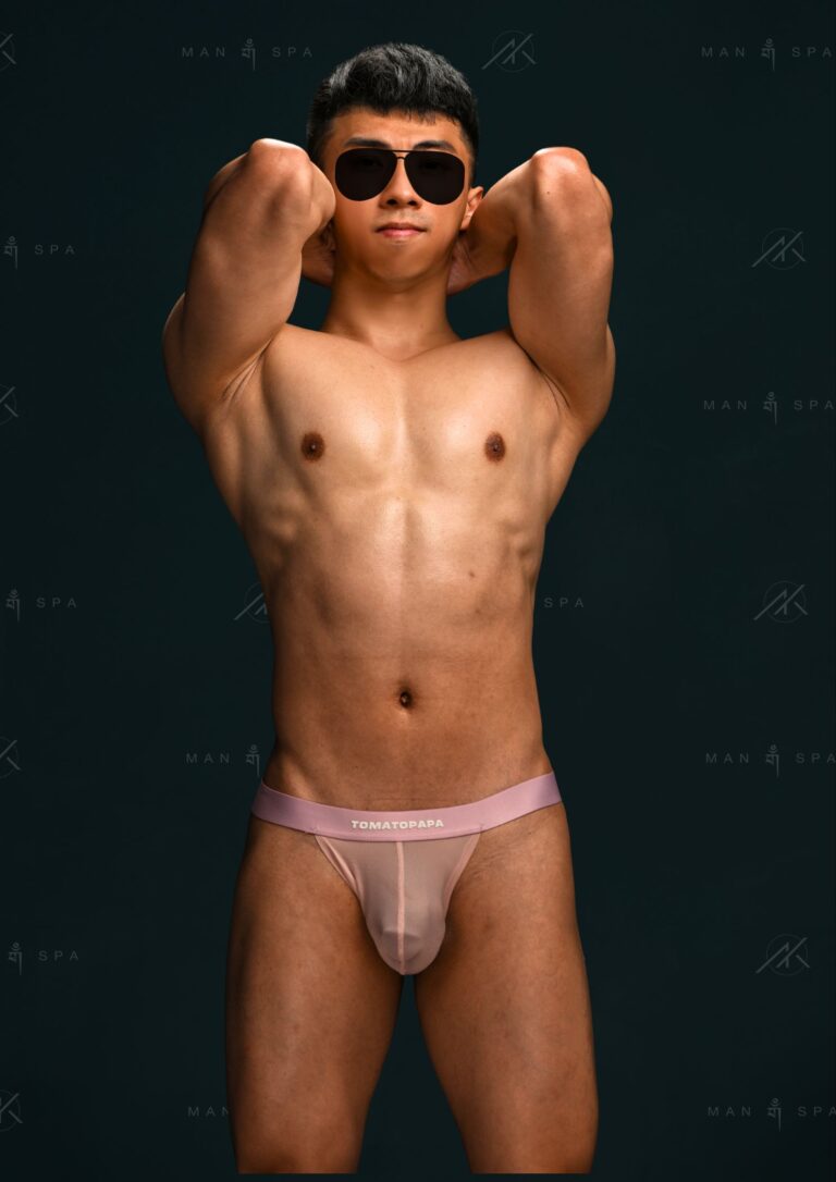 BRUCE 布魯斯