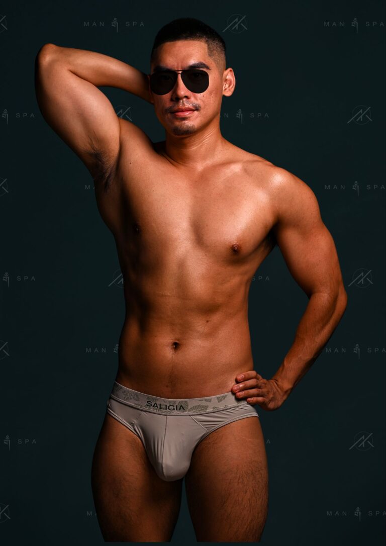 CHARLIE 查理